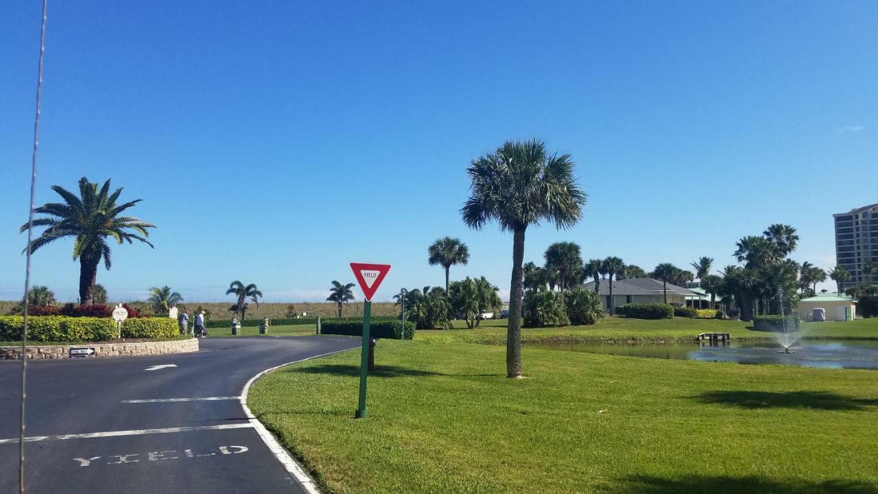Ocean Village Fort Pierce Exterior photo