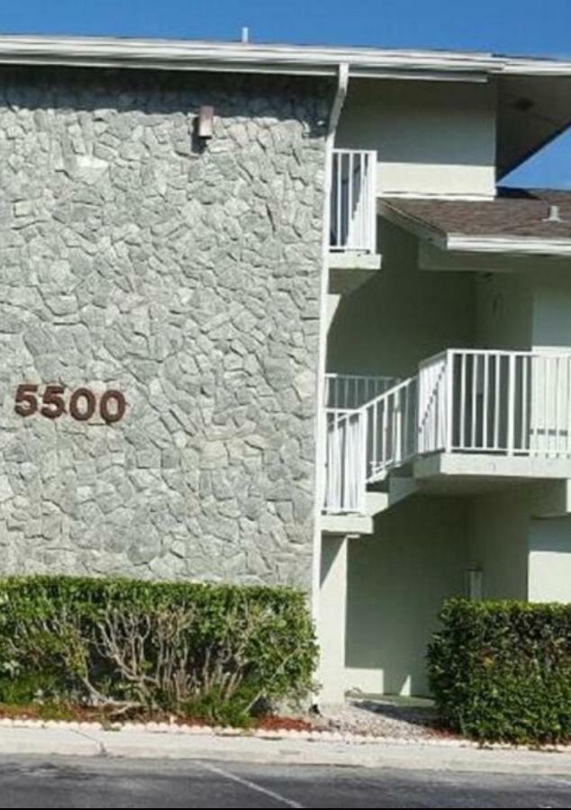 Ocean Village Fort Pierce Exterior photo